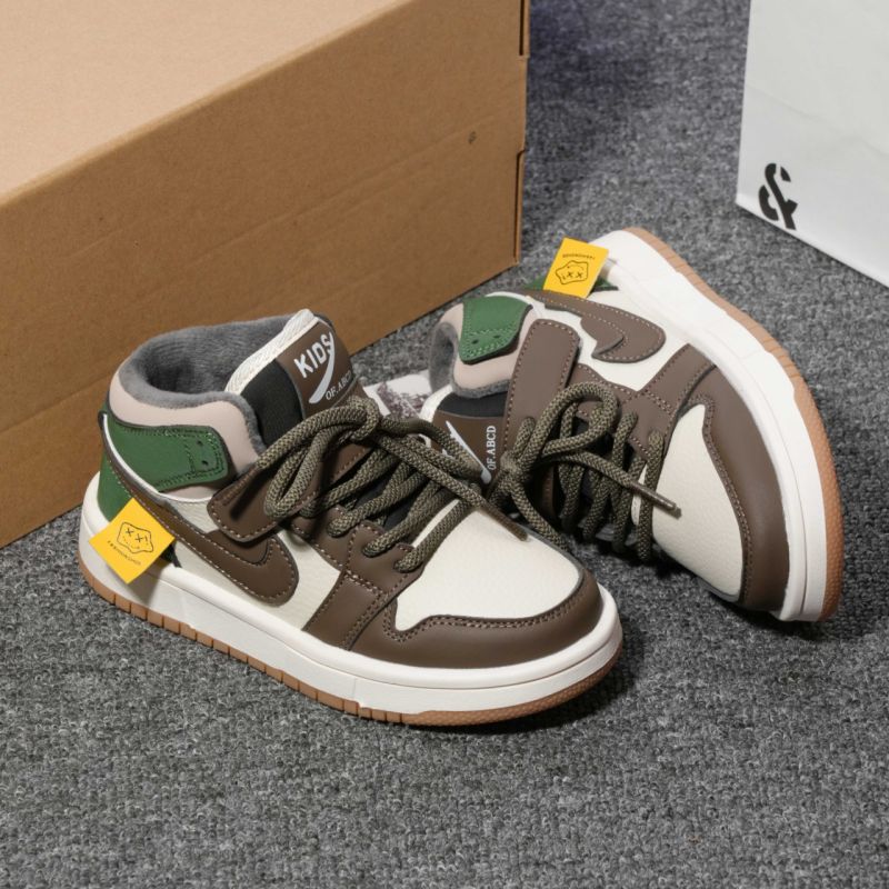 NK Boot Kids Sneakers